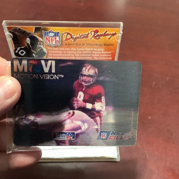 1996 Steve Young motion vision NFL - Picture 4 of 8